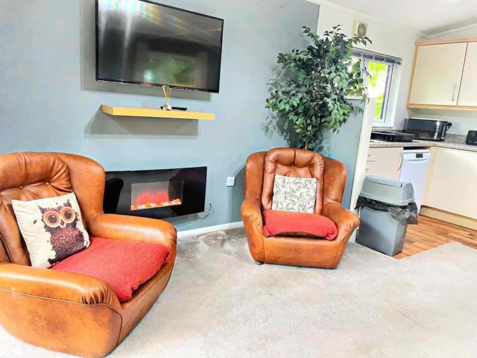 Woodland View -Hot Tub-Tenby-Carmarthen-St Clears Esterno foto
