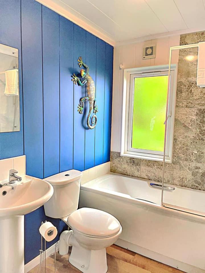 Woodland View -Hot Tub-Tenby-Carmarthen-St Clears Esterno foto